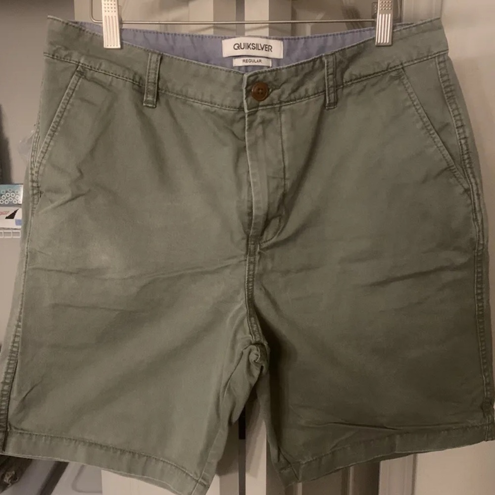 quicksilver shorts size 33 steel gray cotton snap back right pocket